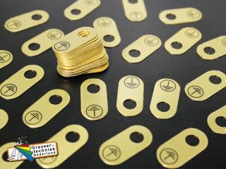 Messing aardeteken labels